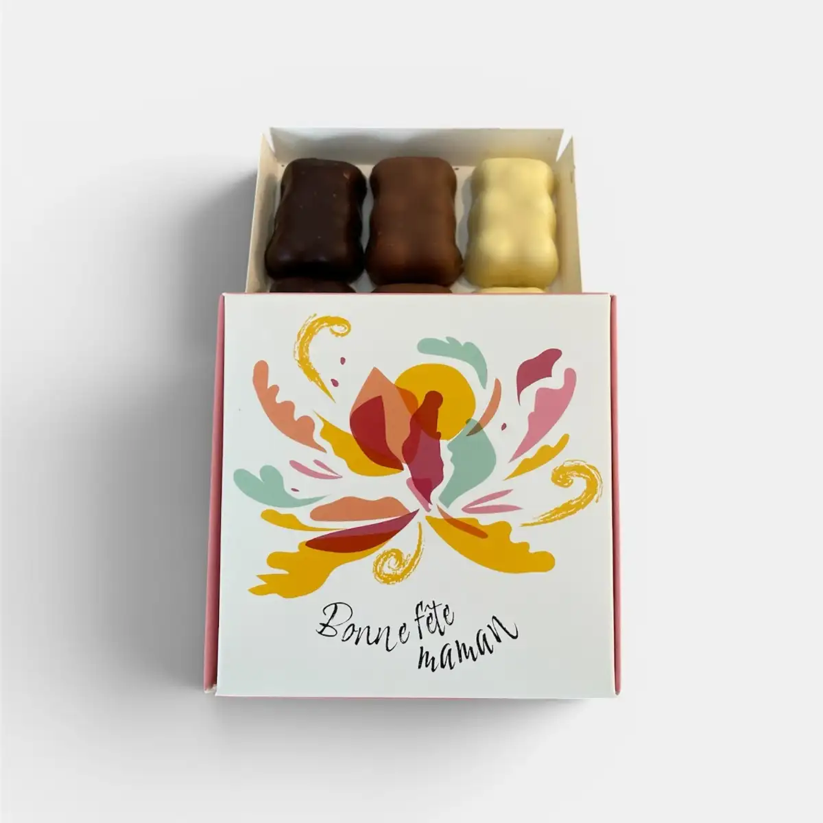Coffret Fête des Mères – 6 Oursons Guimauve Vanille Trio de Chocolats